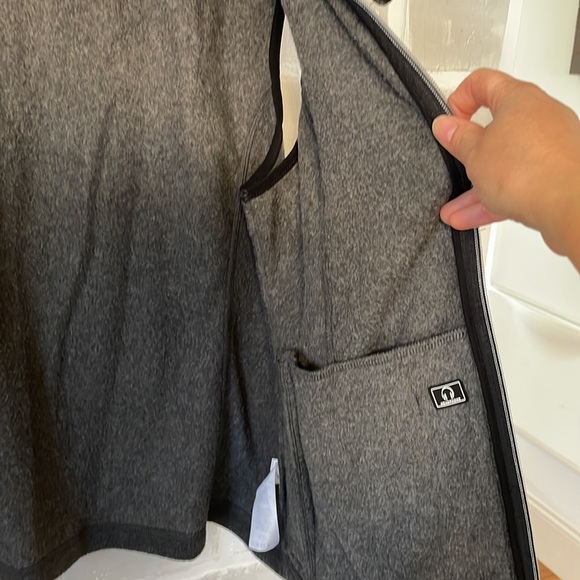 Like new jacket size large brand cal win Klein - Picture 4 of 8